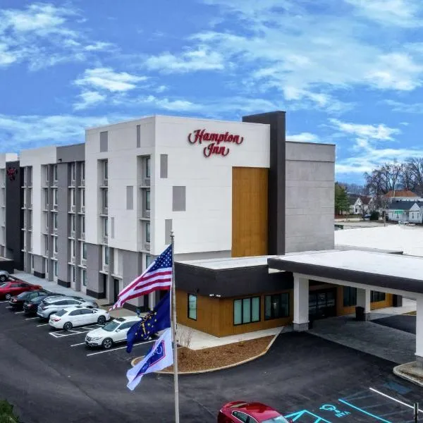 Hampton Inn New Albany Louisville West, hotel u gradu Nju Albani