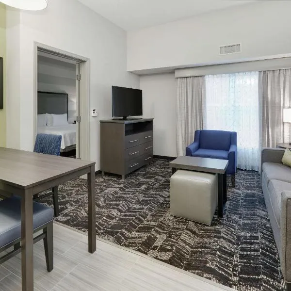 Homewood Suites by Hilton Saint Louis-Chesterfield, hotelli kohteessa Chesterfield