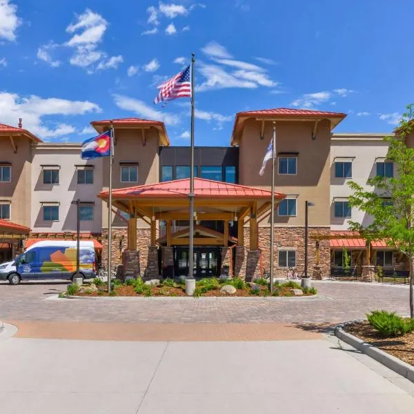 Hampton Inn & Suites Boulder North, хотел в Боулдър