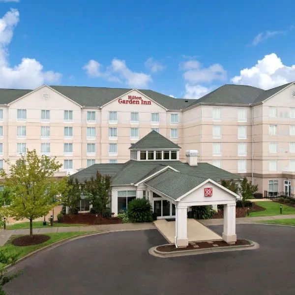 Hilton Garden Inn Augusta، فندق في أوغوستا