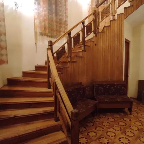 Гаварский уют, hotel v destinaci Gavarr