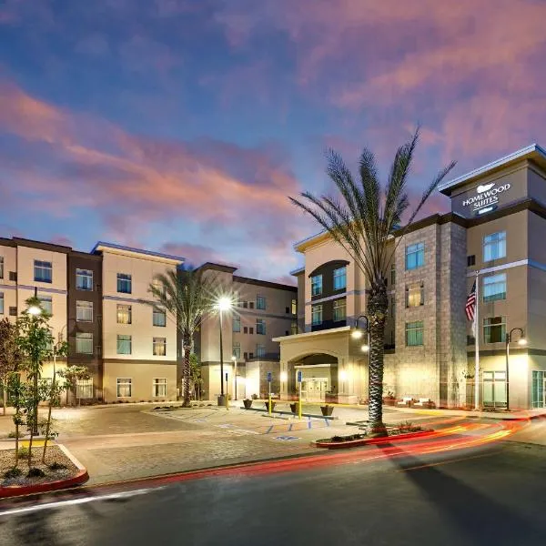 Homewood Suites By Hilton Los Angeles Redondo Beach, hotel in South Los Angeles