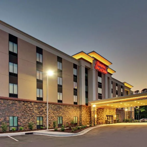 Hampton Inn & Suites By Hilton Southport, hotel en Oak Island