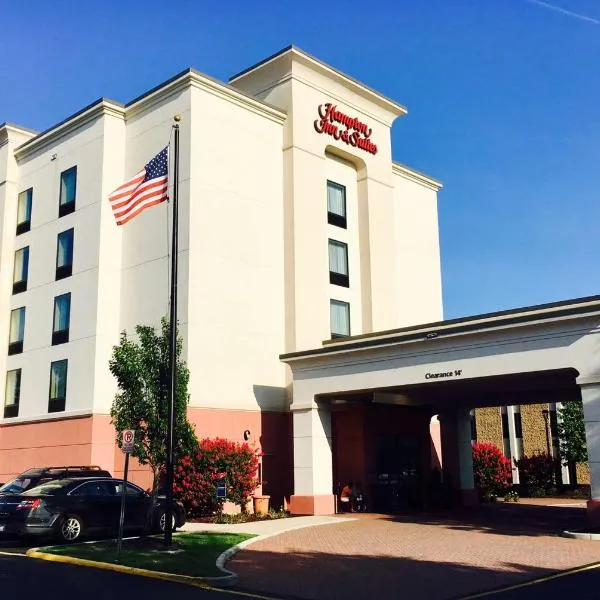 Hampton Inn & Suites Chesapeake-Battlefield Boulevard, hotell i Portsmouth