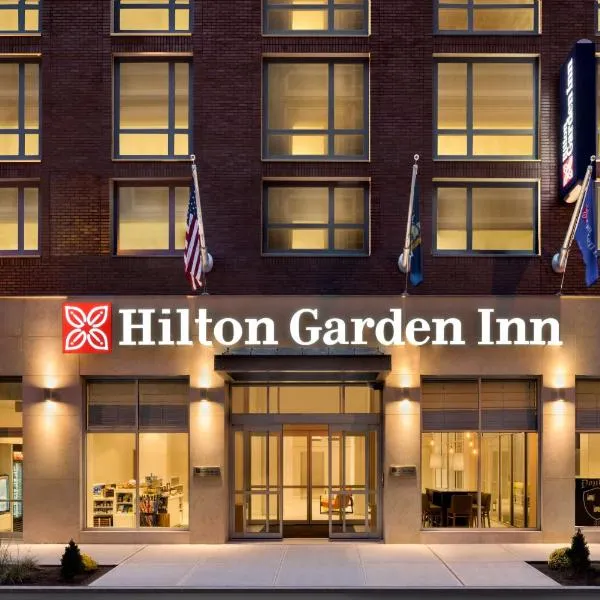 Hilton Garden Inn New York Times Square South, khách sạn ở New York