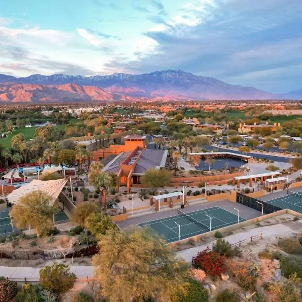 Hilton Grand Vacations Club Palm Desert, hotel v destinaci Palm Desert