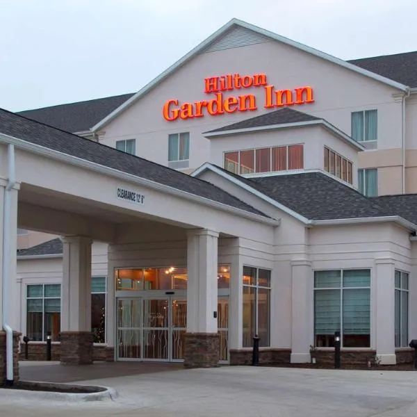 Hilton Garden Inn Cedar Falls Conference Center, מלון בסידר פולס