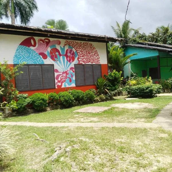 Charity Pension House, hotel a San Vicente