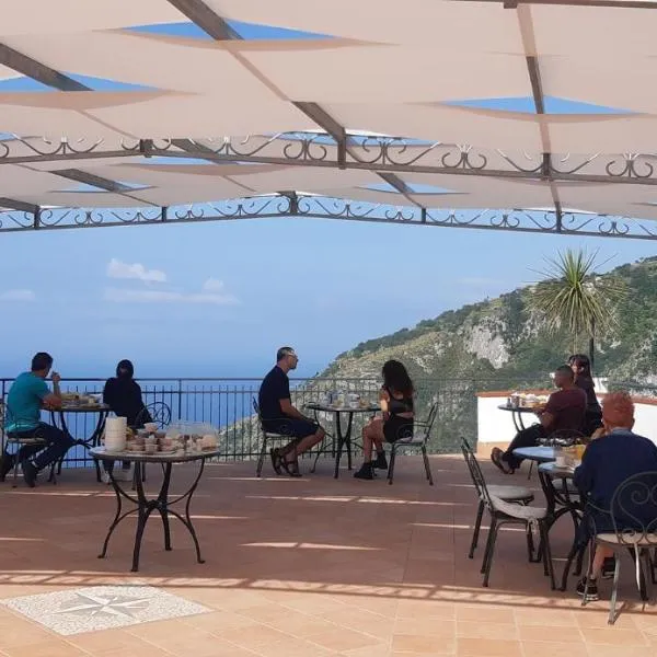 Le Marelle, hotel v destinaci Furore