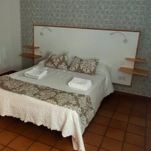 Hostal Altamira Guadalupe, hotel Guadalupéban