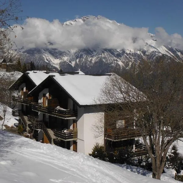 Appartement Arolles 704، فندق في لا تزوماز