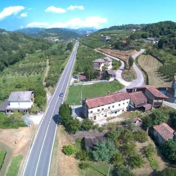 HolidHome - Casale Bellavita, hotel v destinaci San Giovanni Ilarione