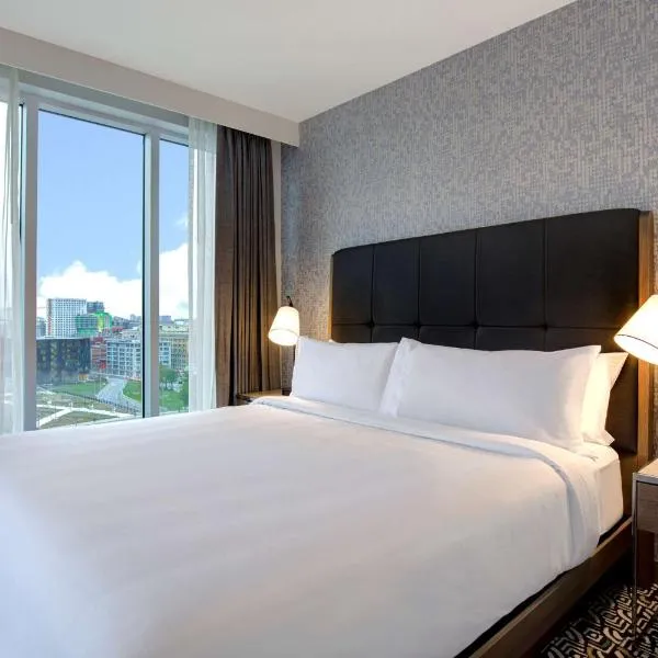 Homewood Suites By Hilton Montreal Downtown, hotel v Montrealu