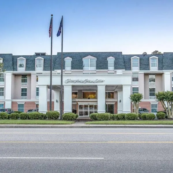 Hampton Inn & Suites Williamsburg-Richmond Road: Williamsburg'de bir otel