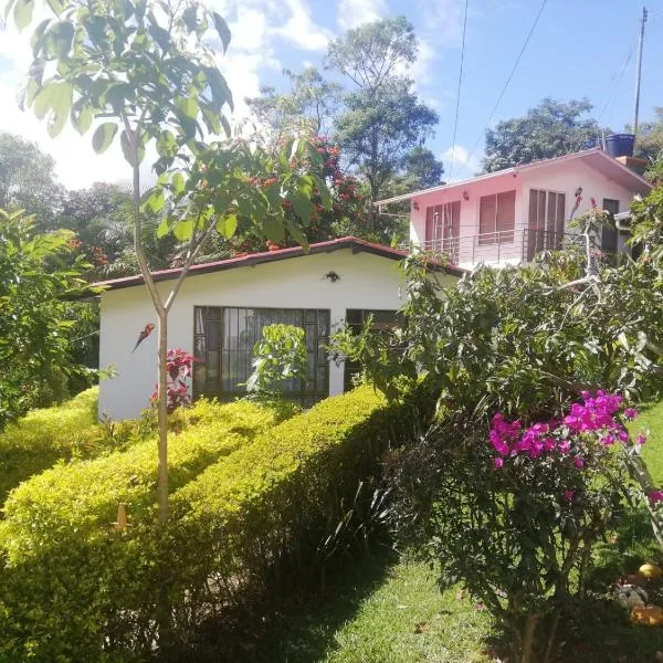 Cabaña Campestre Santa Helena, hotel in Choachí