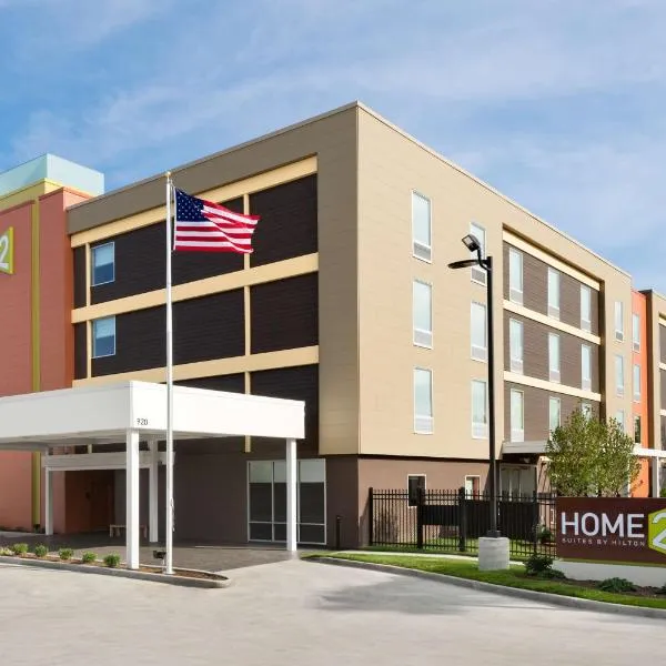 Home2 Suites St. Louis / Forest Park, מלון בRichmond Heights
