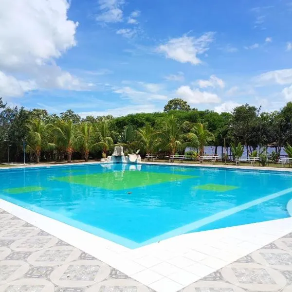 L J, Hotel in Trinidad