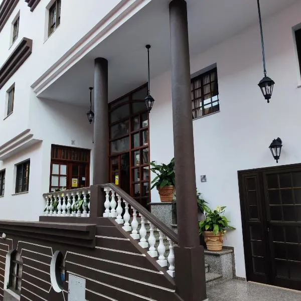 Bernal I, II y III, hotel a Los Sauces