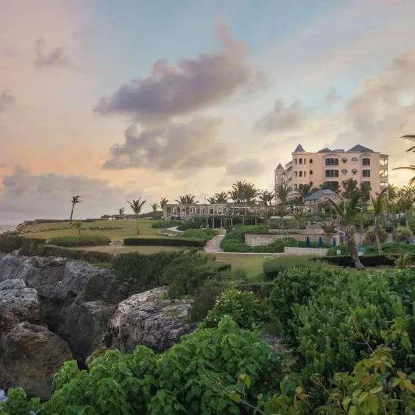 Hilton Grand Vacations Club The Crane Barbados, hotel in Eastbourne