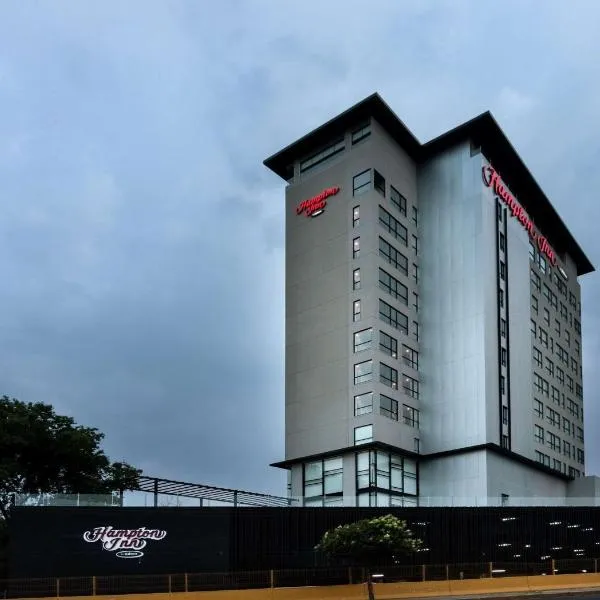 Hampton Inn By Hilton San Luis Potosi, hotel en San Luis Potosí