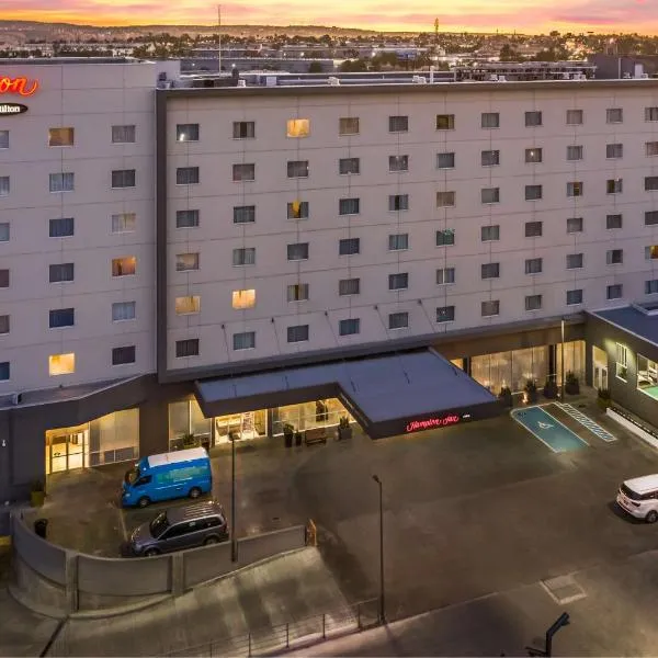Hampton Inn By Hilton Tijuana: Tijuana şehrinde bir otel