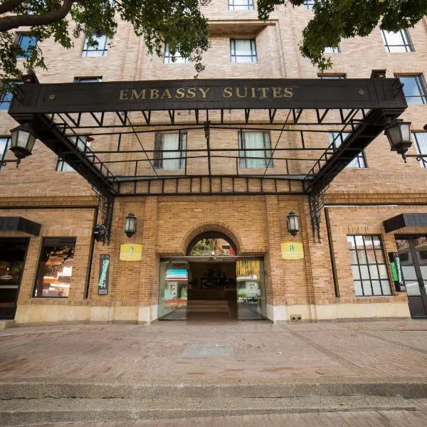 Embassy Suites by Hilton Bogotá - Rosales, hotel em Bogotá