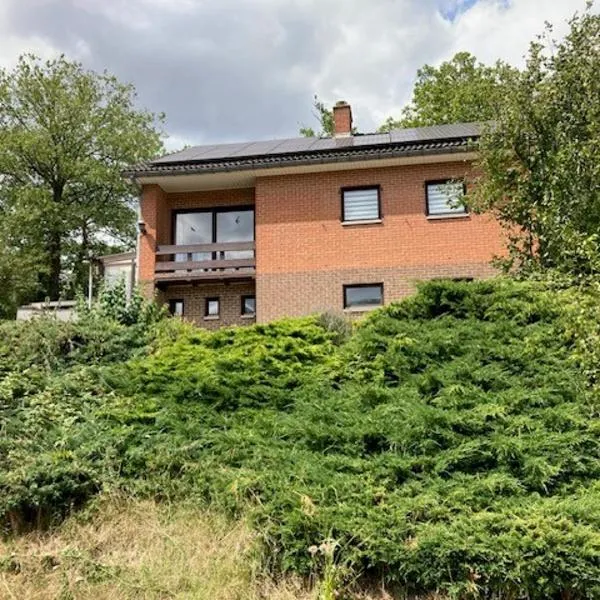 Les Cinq Francais, hotel in Petit Mesnil