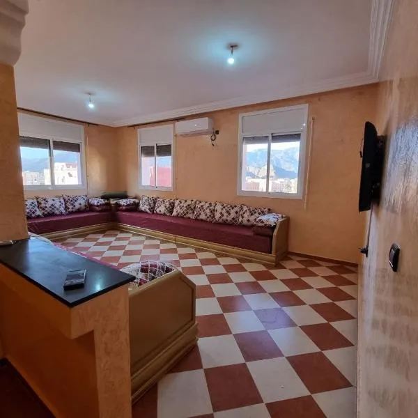 Apartment in home tafraoute with terrace, hotel v destinaci Tafraout