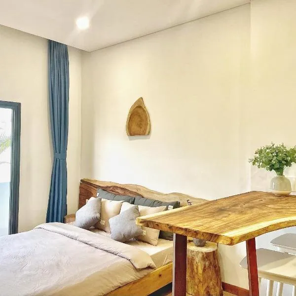 MIDMOST CASA, hotel in Can Tho