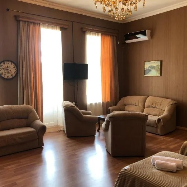 Bookinist Apartment, hotel v destinaci Kutaisi
