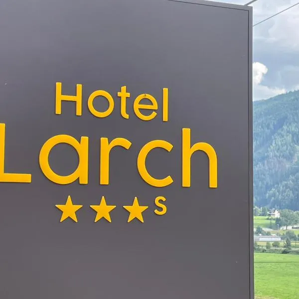 Hotel Larch, hotel v destinácii Campo di Trens