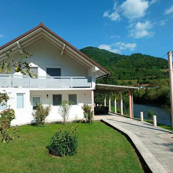 Villa ADA, hotel a Jajce