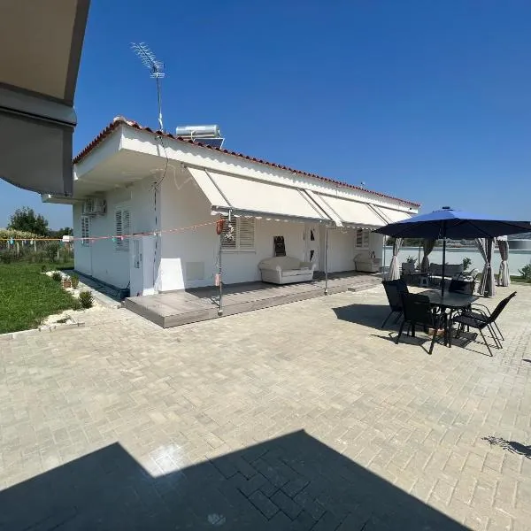 Bujtina cela, hotel in Berat