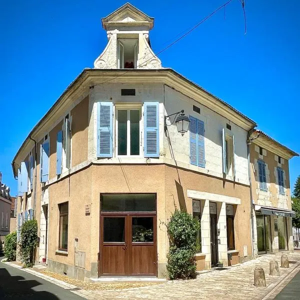 Gîte les jasmins centre historique Saint-Astier, hotel en Saint-Léon-sur-lʼIsle