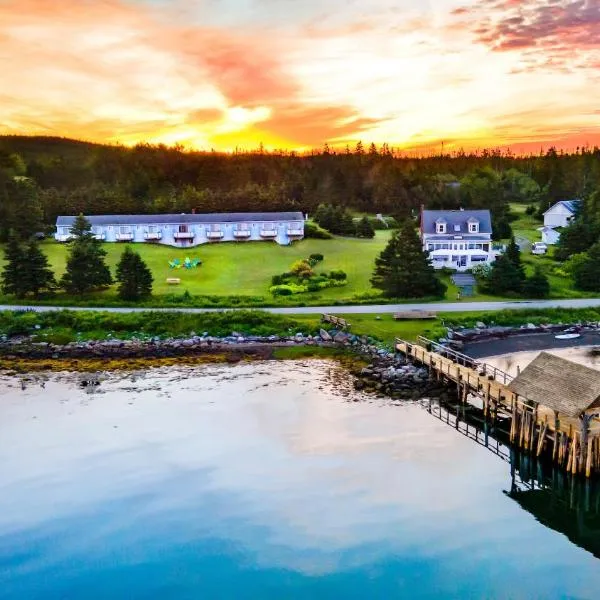 The Marmalade Motel, hotel v destinaci Port Dufferin