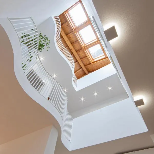 Cavaedium Guest House, hotel in Arona