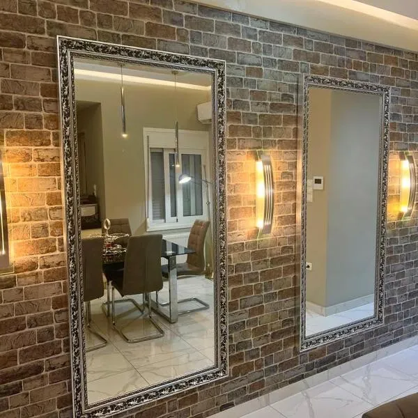 Luxury apartment near Piraeus port, khách sạn ở Piraeus