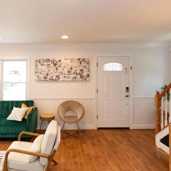 Takoma Park Home ~ 6 Mi to the National Mall!, hotel v destinaci Takoma Park
