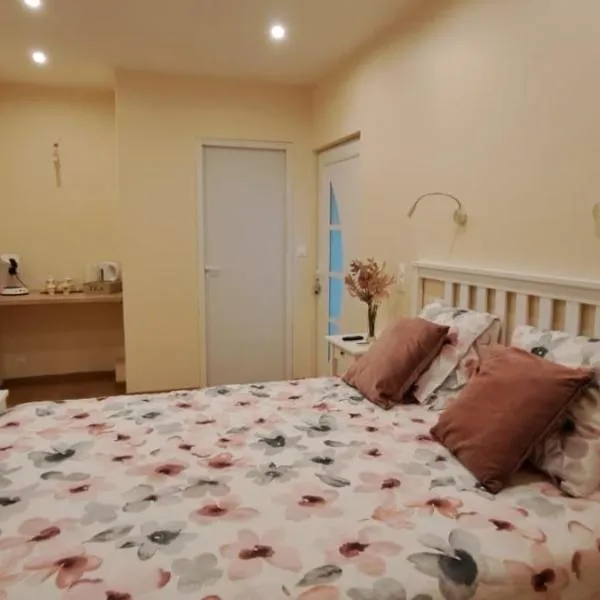 Chambre indépendante SDB privative à Amplepuis, hotel v destinaci Amplepuis