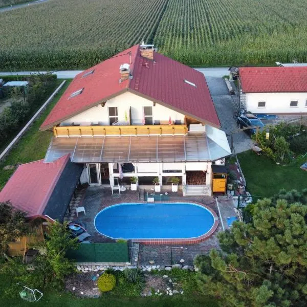 Christis Apartments, hotel v destinaci Eberndorf