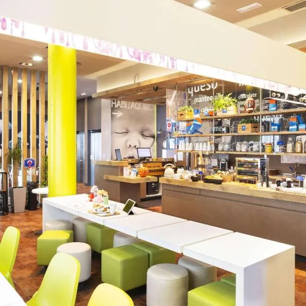 Ibis Budget Sevilla Aeropuerto, hotel v destinácii Seville