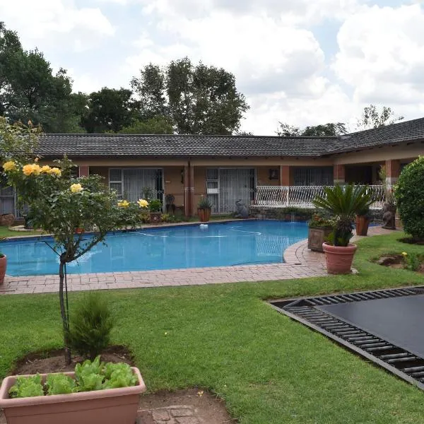 African Elephant Guesthouse, hotel in Germiston