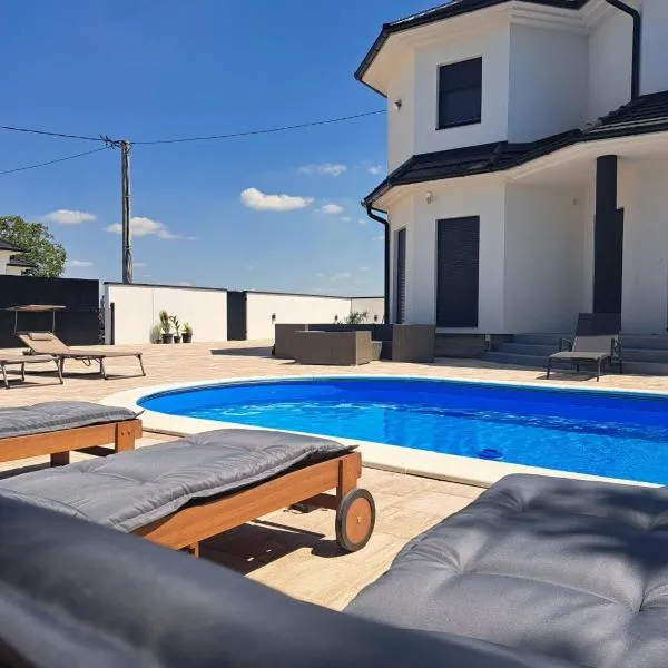 Villa Diamond, hotel in Bijeljina