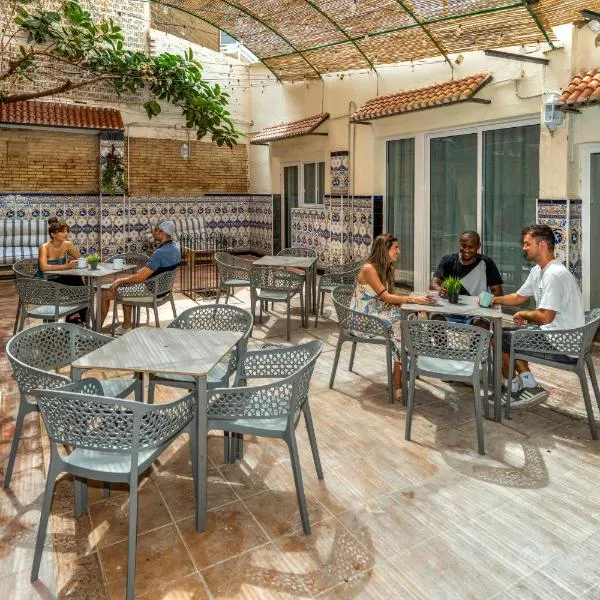 SOM Hostel By The Venue, khách sạn ở Valencia