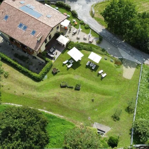 Agriturismo Deviscio, hotel en Moggio