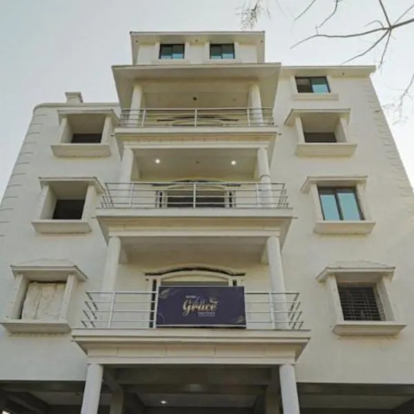 Goroomgo Grace Premium Bhubaneswar, hotel in Jānla