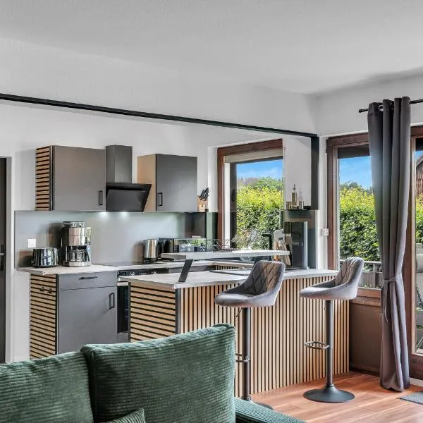 STANMA Luchspartment ruhig und zentral mit großem Balkon und Parkplatz: Braunlage şehrinde bir otel