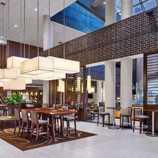 Sheraton Indianapolis Hotel at Keystone Crossing โรงแรมในอินเดียนาโพลิส