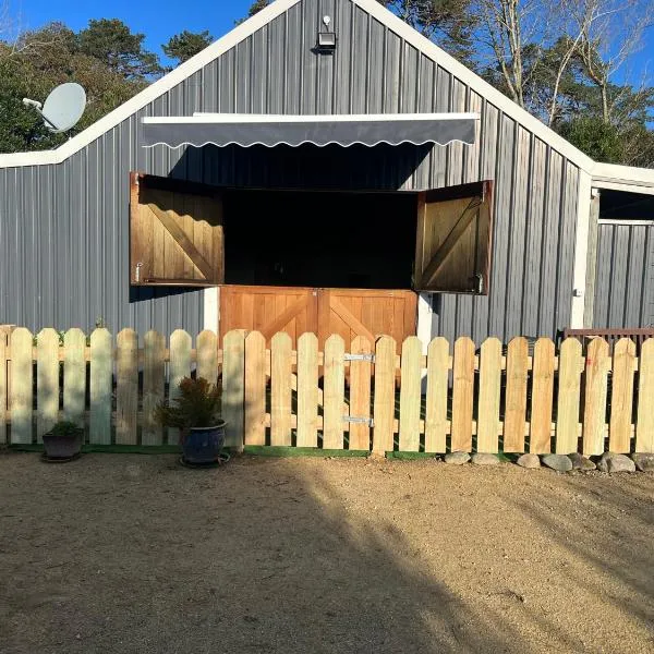 Waiora la grange cottage, hotell i Otaki Beach