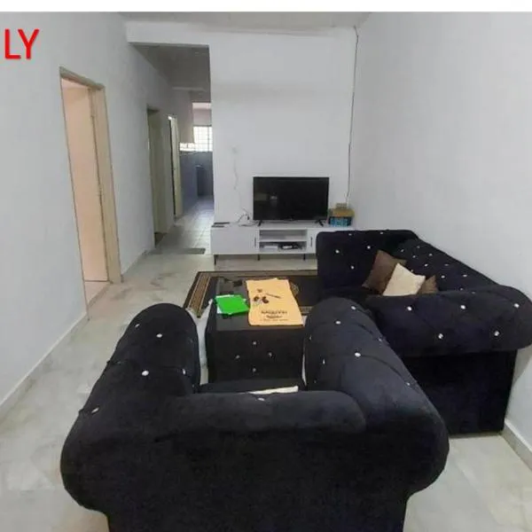 Kampong Ulu Sedim에 위치한 호텔 Roomstay Fiq